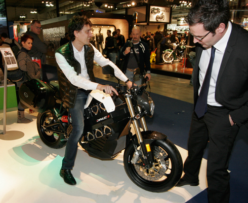 Обзор электробайков Eicma-2012: Молодо, зелено...