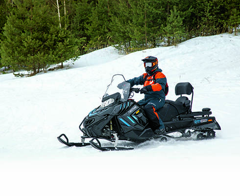 Тест снегохода RM Vector 1000: Русский турист