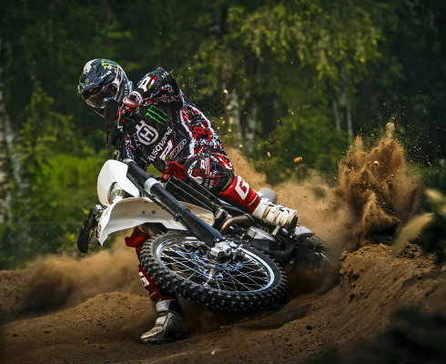 Жесткие и злые: Husqvarna TE250R/TE310R