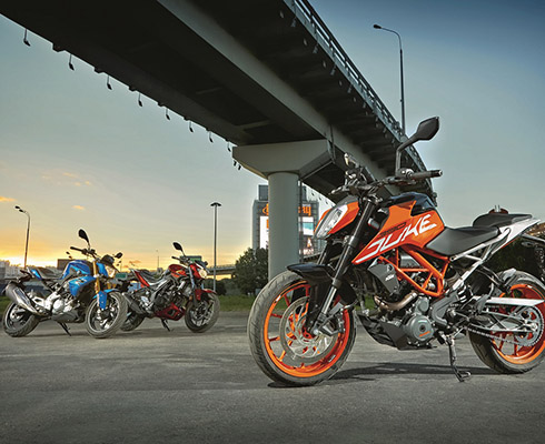 Тест BMW G310R, KTM 390 Duke и Yamaha MT-03: Триста плюс