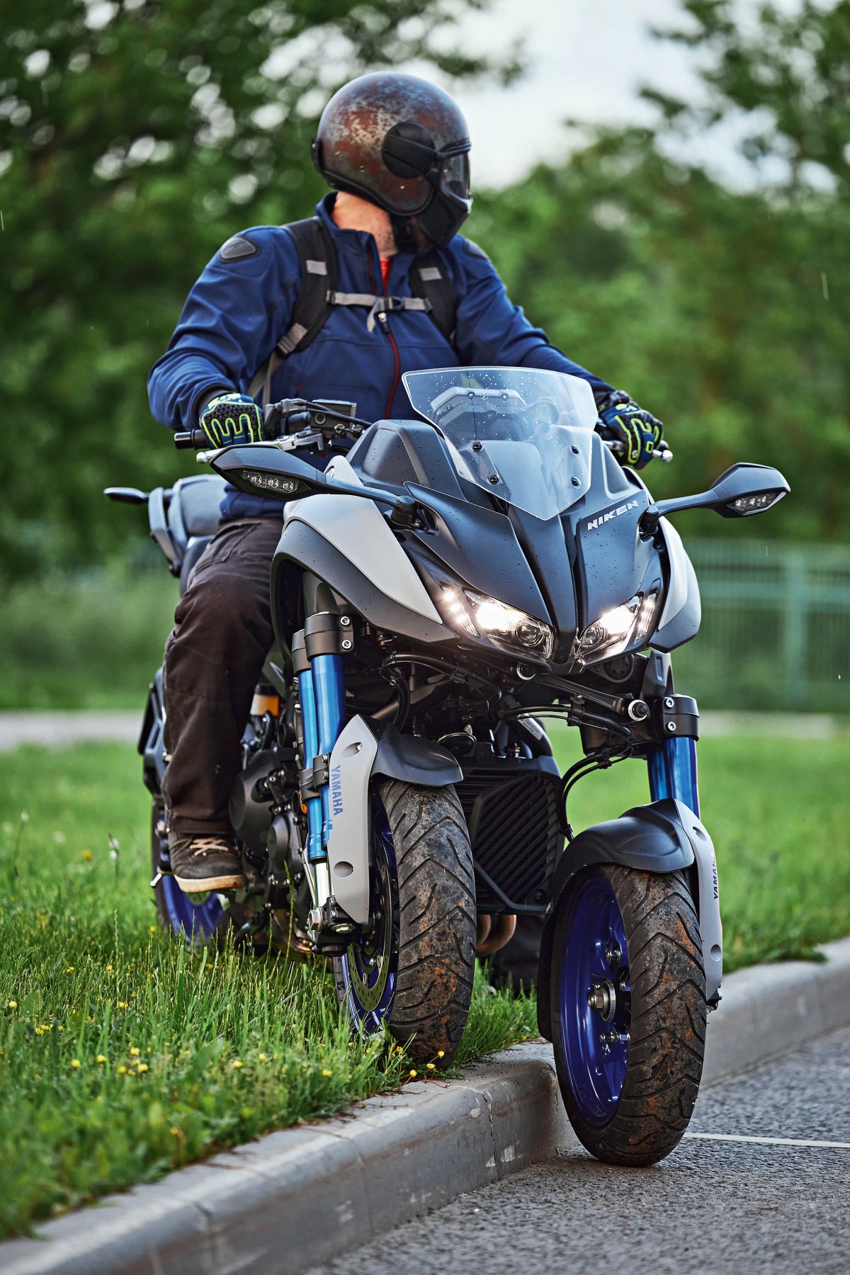 Тест Yamaha MXT850 Niken: Что ты такое?! (+ видео)