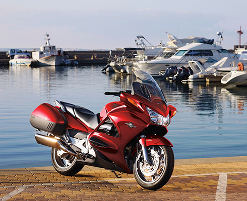 Галопом по Европе: выбираем подержанный Honda ST1300 Pan European