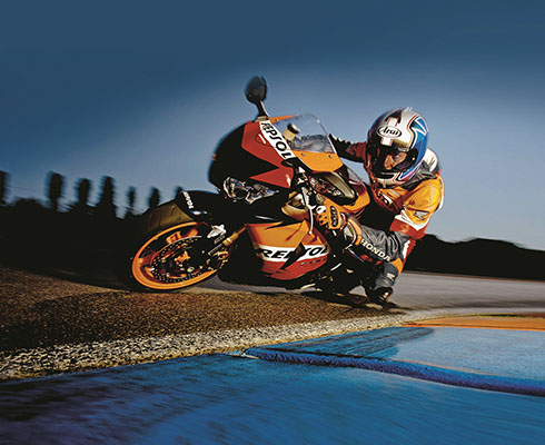 Затупившееся лезвие: выбираем подержанный Honda CBR1000RR Fireblade