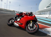 Yas Marina. Мотоцикл Ducati 1199 Panigale S Tricolore