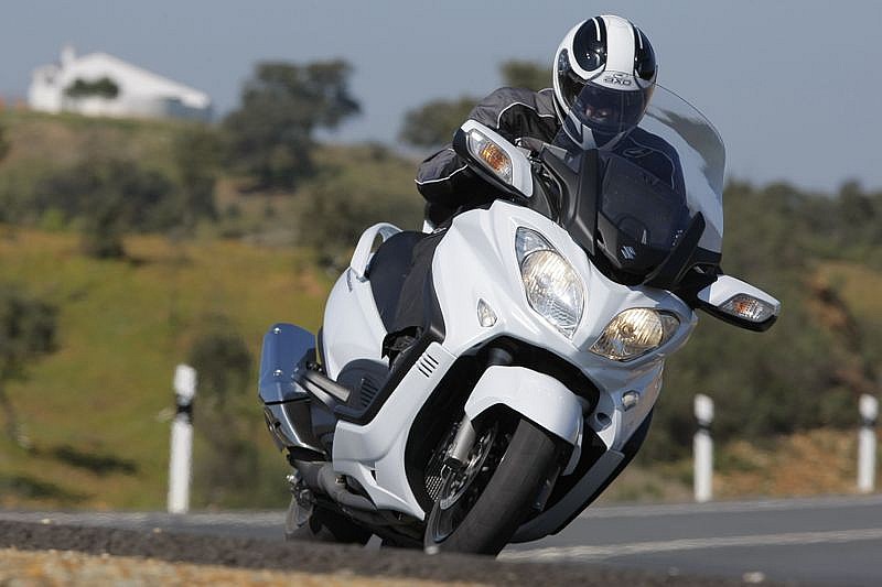 На небесной волне. Выбираем подержанный Suzuki AN650 Burgman/Skywave — фотография 3