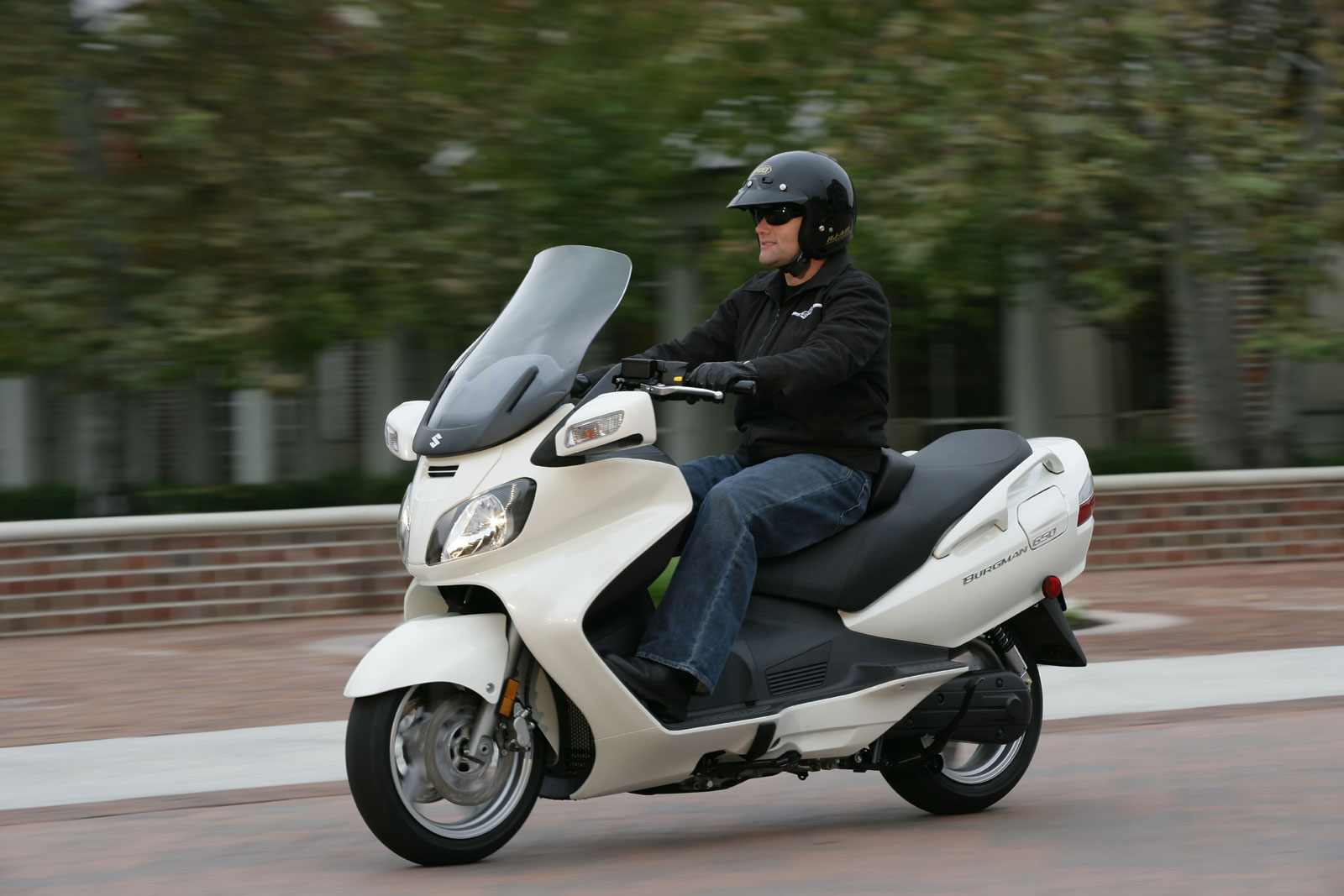 На небесной волне. Выбираем подержанный Suzuki AN650 Burgman/Skywave — фотография 2