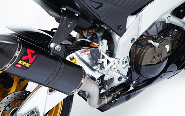 Спецверсия Aprilia RSV4 Carbon Special Edition — фотография 2