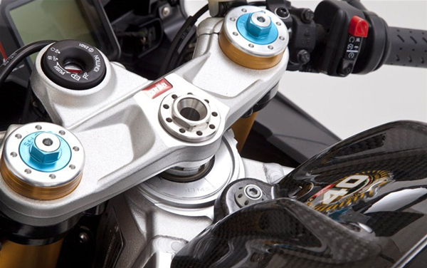 Спецверсия Aprilia RSV4 Carbon Special Edition — фотография 3