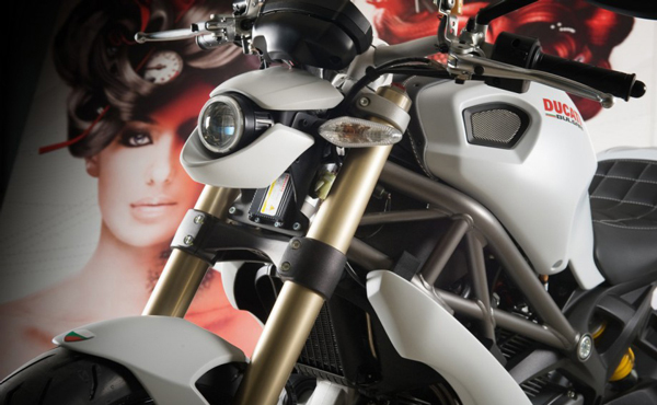 Ducati Monster Bulgari от мастерской Vilner — фотография 2