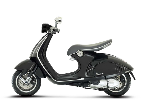 2014 год. Vespa 946