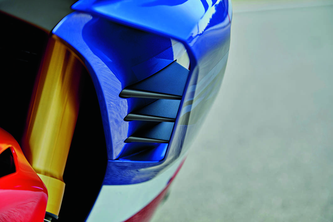 Трижды R: анатомия Honda CBR1000RR-R Fireblade — фотография 6