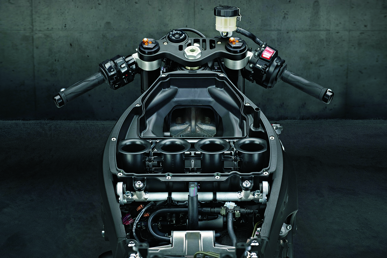 Лицом к лицу: анатомия Yamaha YZF-R1 — фотография 4