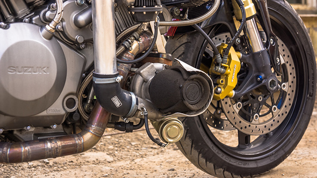Suzuki SV1000: Турбо-авантюра — фотография 2