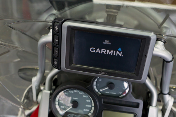 garmin-zumo-660-bmw4