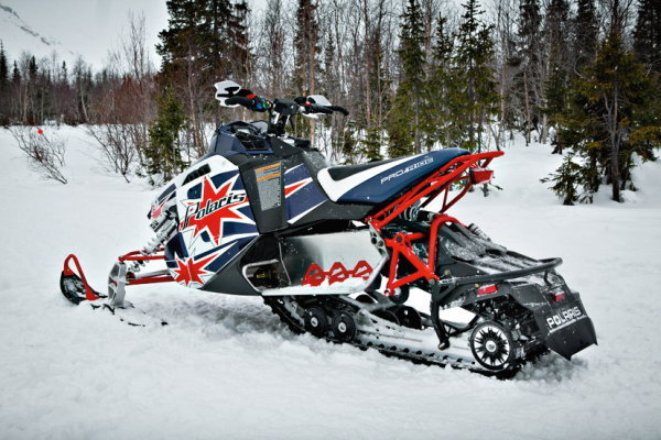 Polaris 800 RUSH PRO-R: снегоход, 2013, 795 см3, 154 л.с., 211 кг, 544 950 руб.